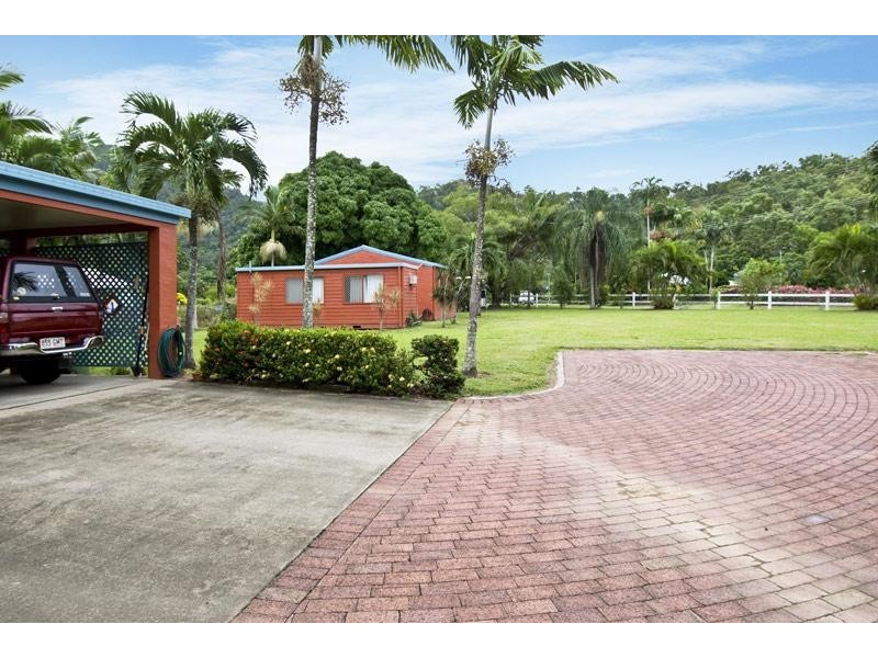 33 – 35 EVERGREEN STREET, Clifton Beach QLD 4879