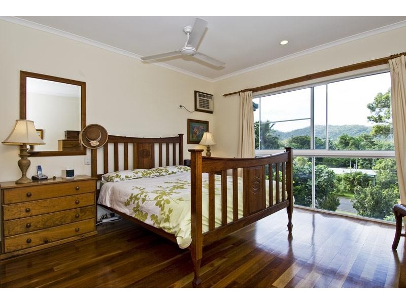 35 ANNE STREET, Smithfield QLD 4878