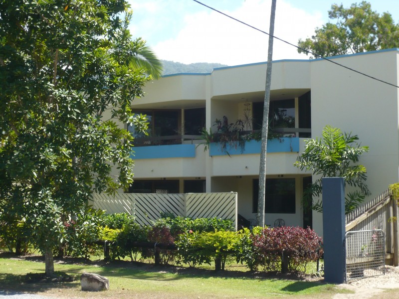 Clifton Beach QLD 4879