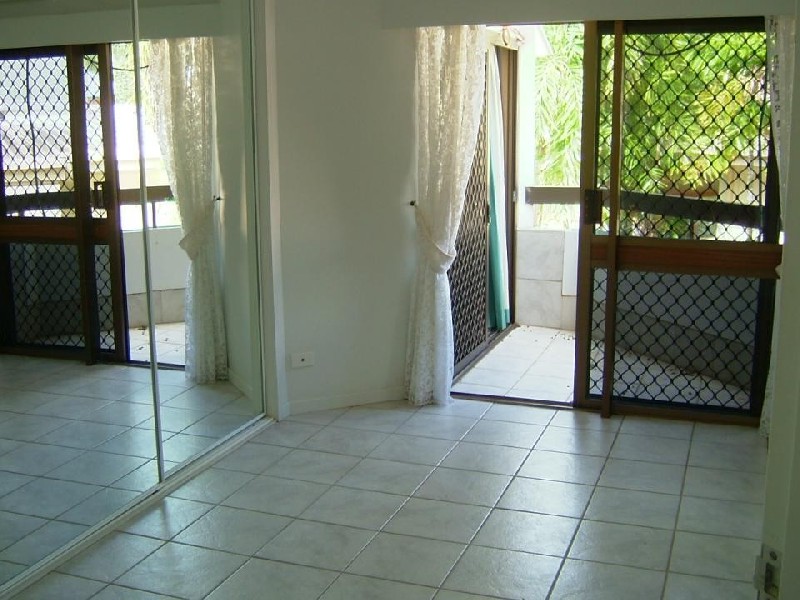 Clifton Beach QLD 4879