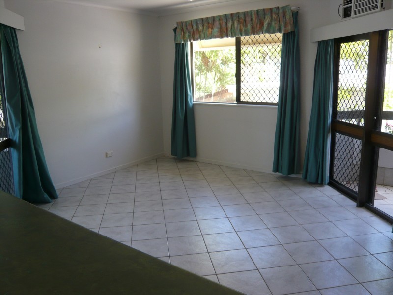 Clifton Beach QLD 4879