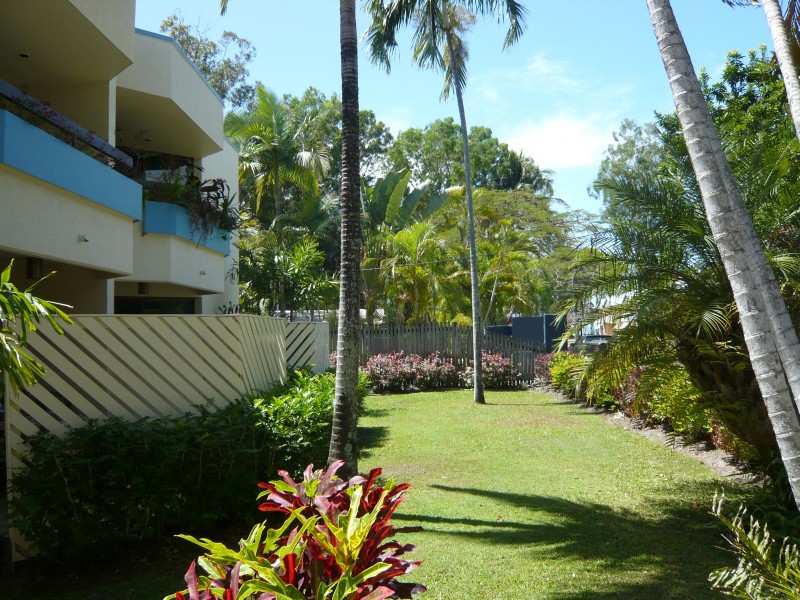 Clifton Beach QLD 4879