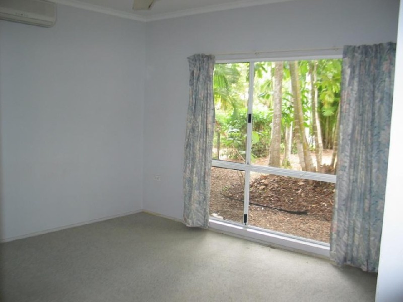 Kewarra Beach QLD 4879