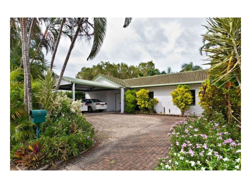 Kewarra Beach QLD 4879