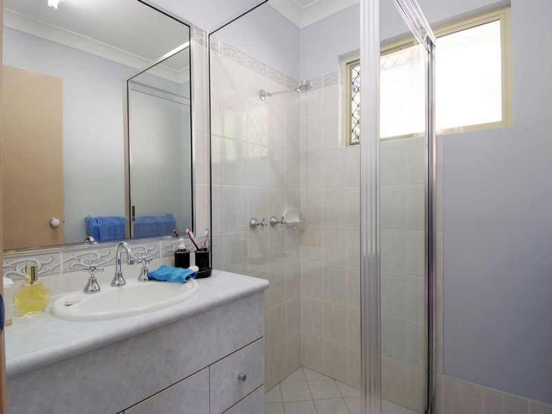 1 SAGO CLOSE, Palm Cove QLD 4879