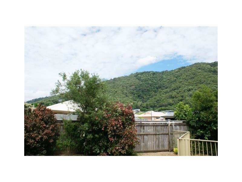 1 SAGO CLOSE, Palm Cove QLD 4879