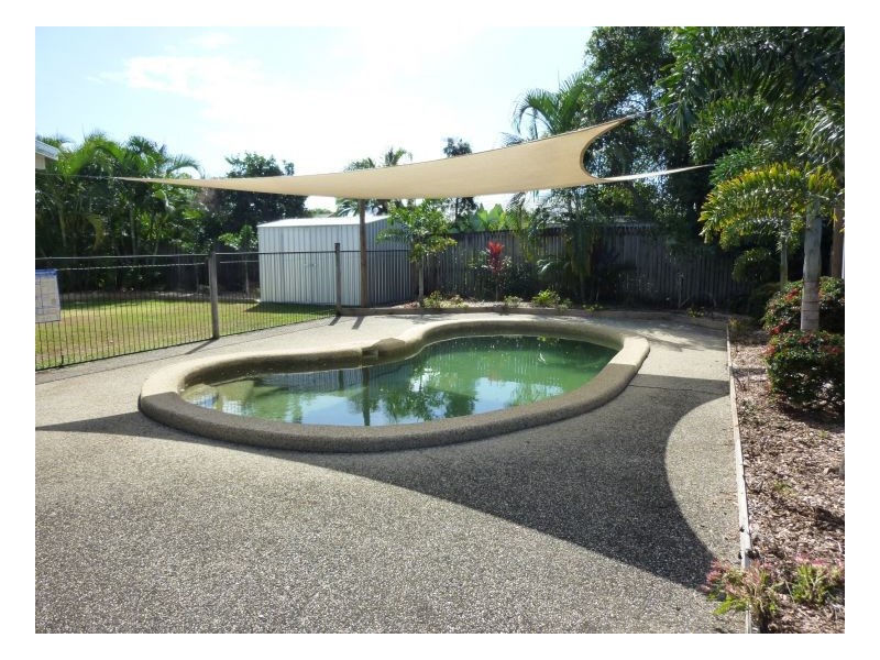 16 WHALE CLOSE, Kewarra Beach QLD 4879