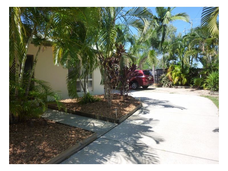 16 WHALE CLOSE, Kewarra Beach QLD 4879