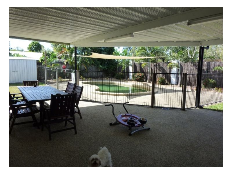 16 WHALE CLOSE, Kewarra Beach QLD 4879