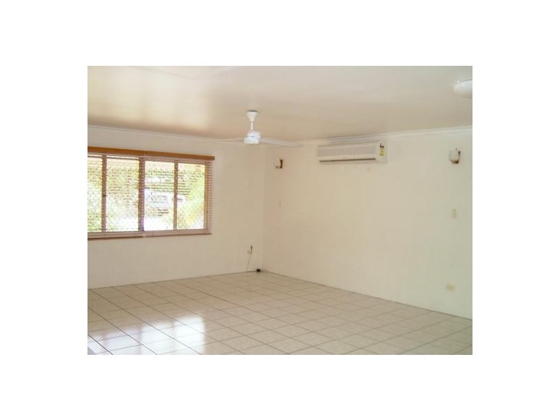 79 WATTLE ST, Yorkeys Knob QLD 4878