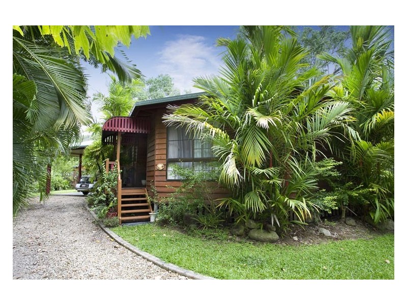 3 BLIGH CLOSE, Clifton Beach QLD 4879