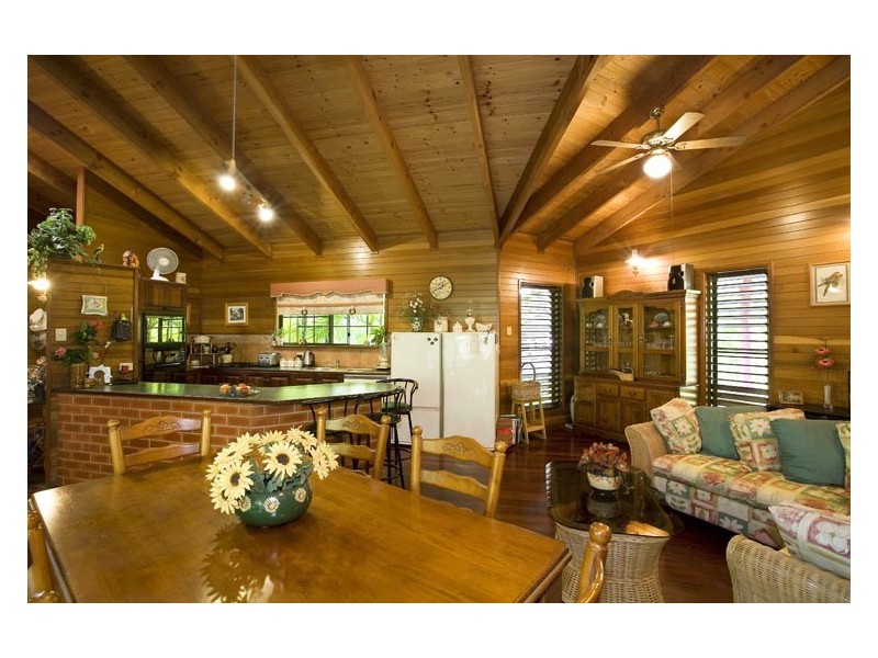 3 BLIGH CLOSE, Clifton Beach QLD 4879