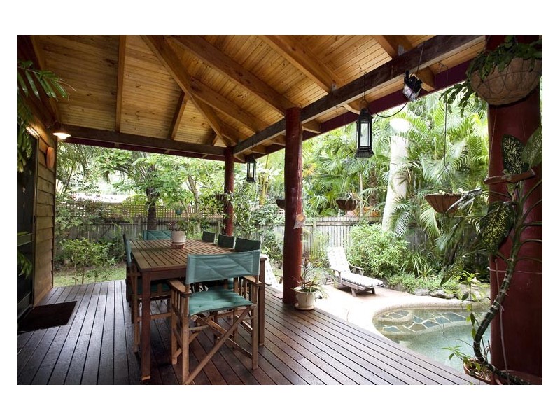 3 BLIGH CLOSE, Clifton Beach QLD 4879