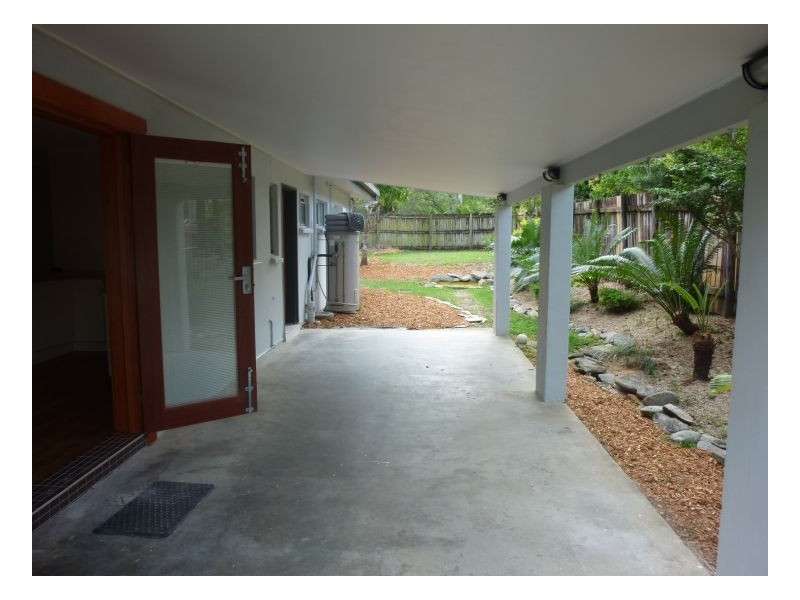 23 RUDDER ST, Clifton Beach QLD 4879