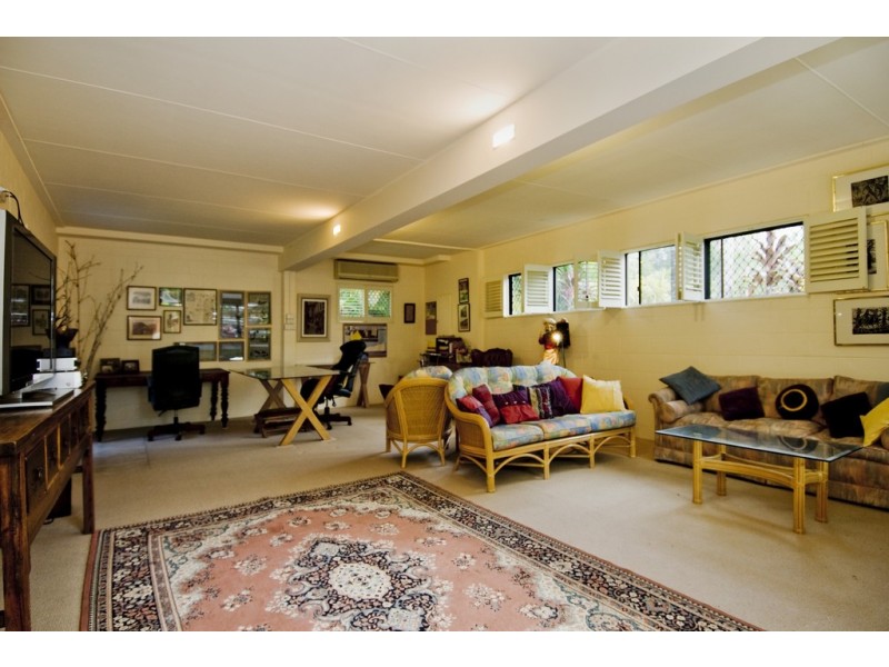 50 KEWARRA STREET, KEWARRA BEACH, Cairns QLD 4870