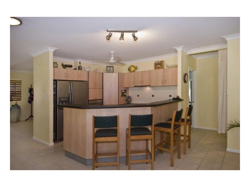 20 BURRANONG ST, Kewarra Beach QLD 4879