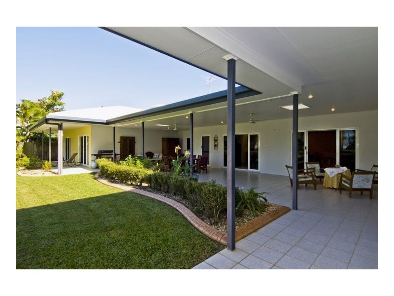 52 KEWARRA STREET, Kewarra Beach QLD 4879