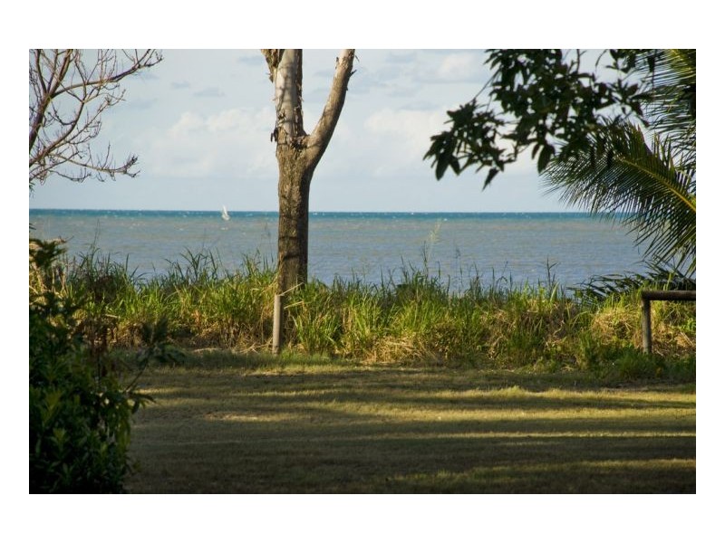 52 KEWARRA STREET, Kewarra Beach QLD 4879