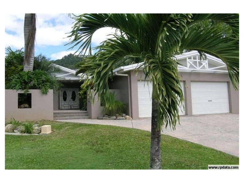 2 ISAAC SMITH CLOSE, Kewarra Beach QLD 4879