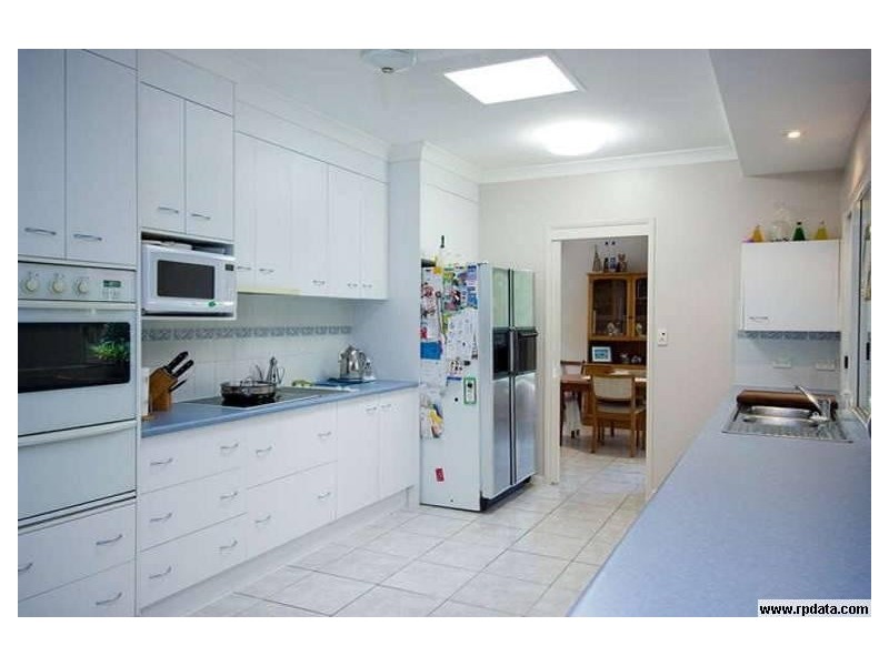 2 ISAAC SMITH CLOSE, Kewarra Beach QLD 4879