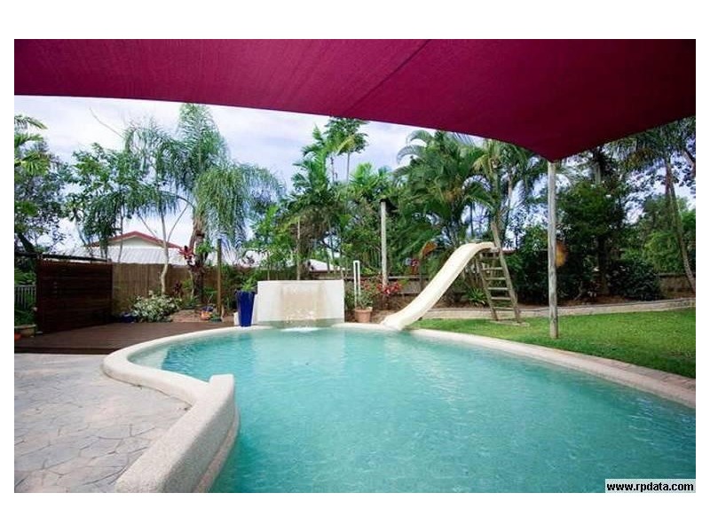 2 ISAAC SMITH CLOSE, Kewarra Beach QLD 4879