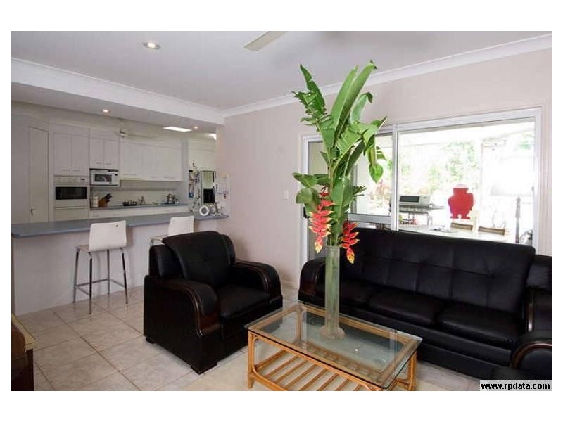 2 ISAAC SMITH CLOSE, Kewarra Beach QLD 4879