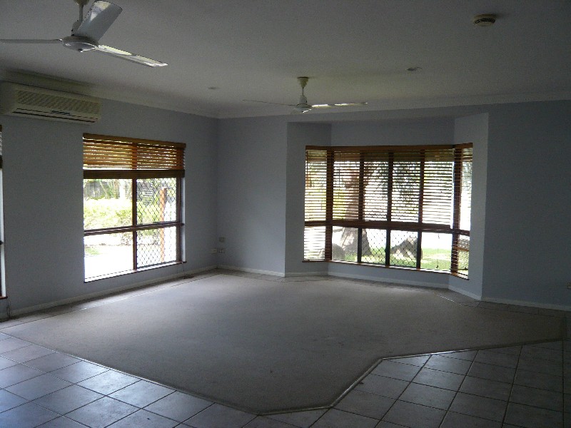 Kewarra Beach QLD 4879