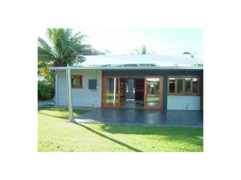 7 BULOLO ST, Trinity Beach QLD 4879