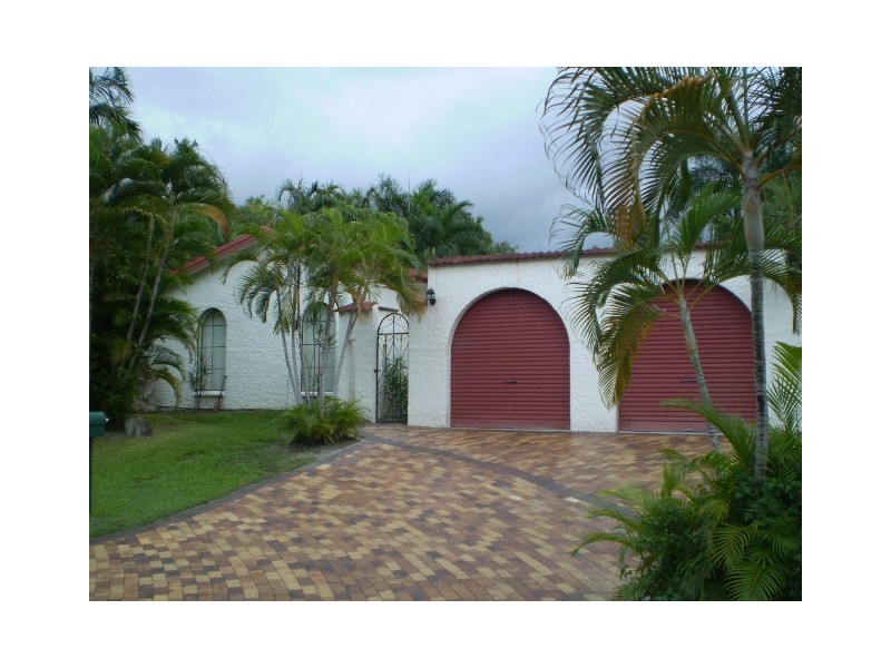 Clifton Beach QLD 4879