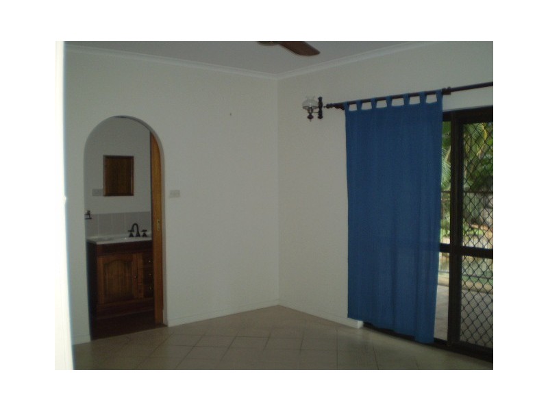 Clifton Beach QLD 4879