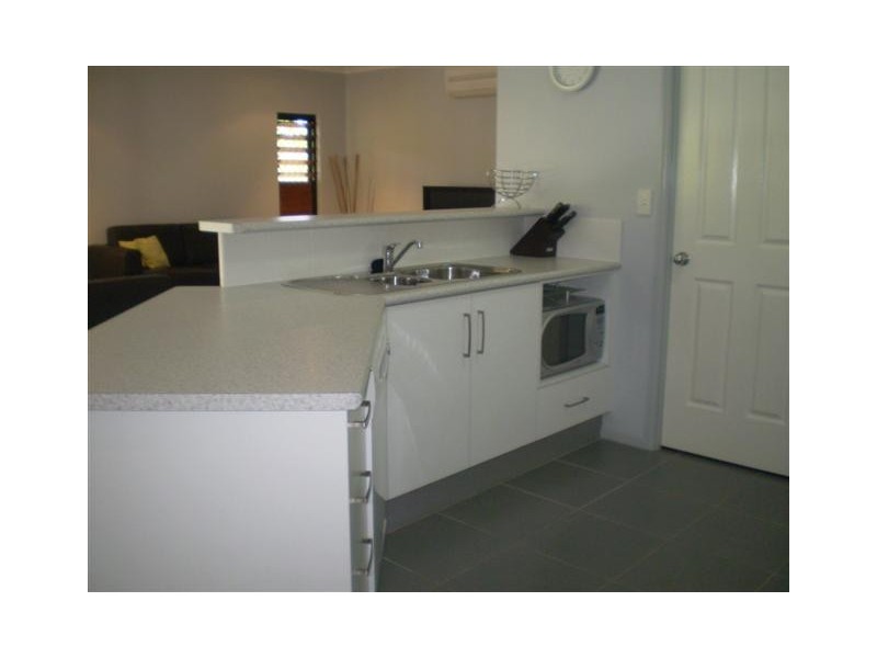 23 SECLUSION DRIVE, Palm Cove QLD 4879