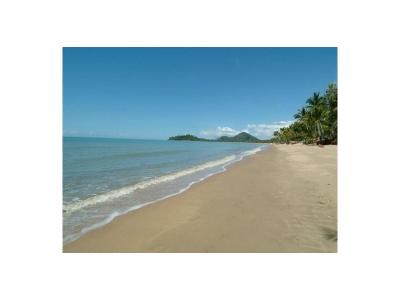 23 ARLINGTON ESPLANADE, CLIFTON BEACH, Cairns QLD 4870
