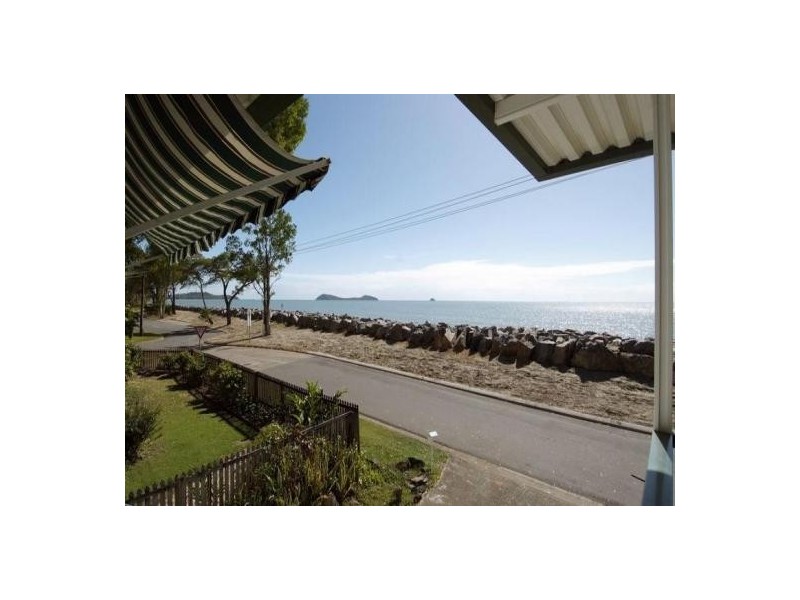 23 ARLINGTON ESPLANADE, CLIFTON BEACH, Cairns QLD 4870
