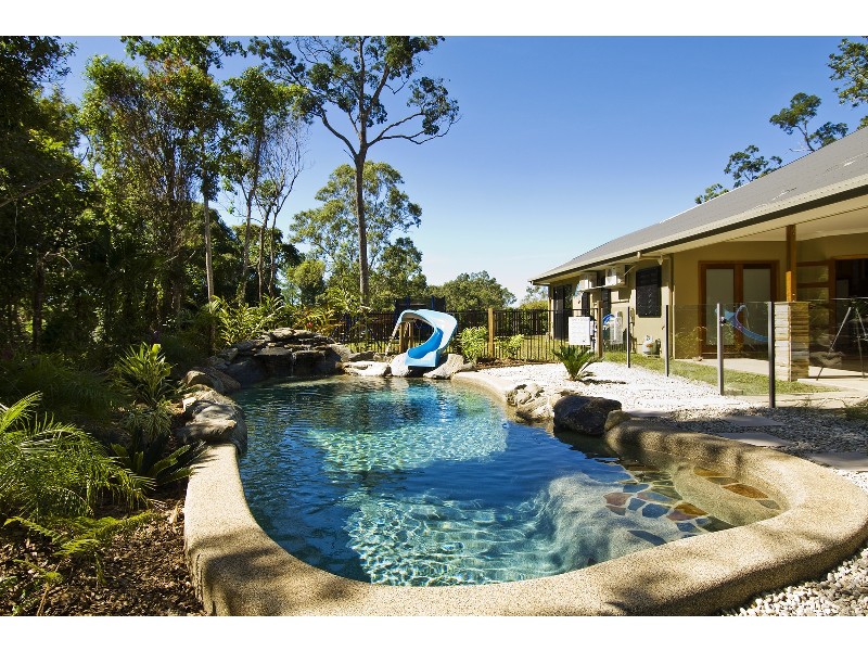 74 LEONARDS ACCESS, Kewarra Beach QLD 4879