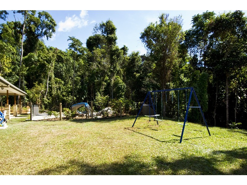 74 LEONARDS ACCESS, Kewarra Beach QLD 4879