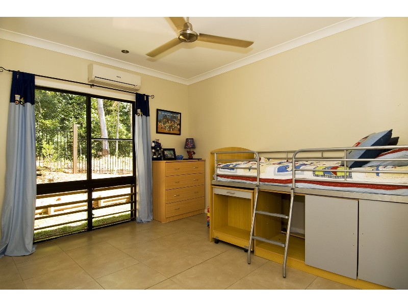 74 LEONARDS ACCESS, KEWARRA BEACH, Cairns QLD 4870