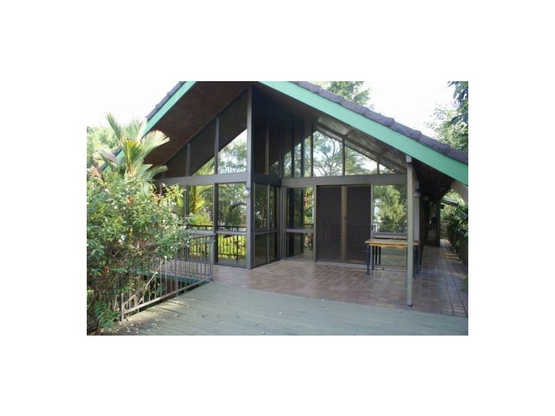 117 ARLINGTON ESPLANADE, CLIFTON BEACH, Cairns QLD 4870