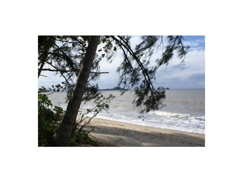 117 ARLINGTON ESPLANADE, CLIFTON BEACH, Cairns QLD 4870