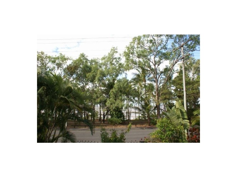 117 ARLINGTON ESPLANADE, CLIFTON BEACH, Cairns QLD 4870