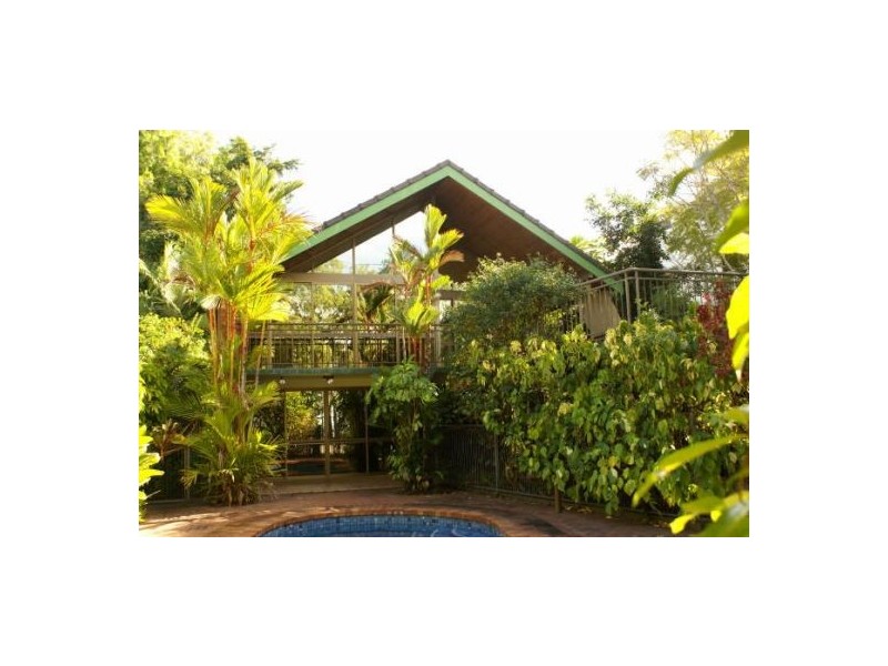 117 ARLINGTON ESPLANADE, CLIFTON BEACH, Cairns QLD 4870