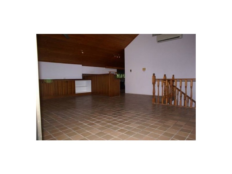 117 ARLINGTON ESPLANADE, CLIFTON BEACH, Cairns QLD 4870
