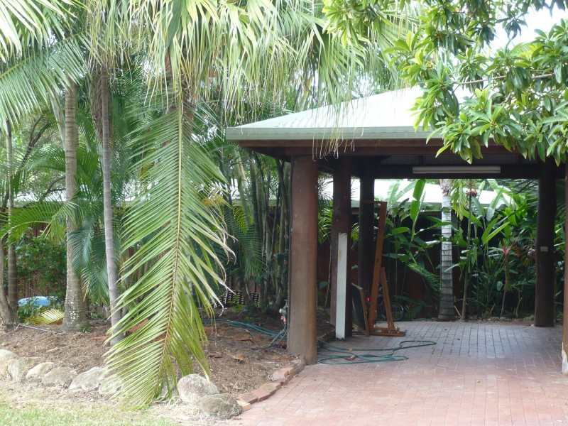 24 PELLOWE CLOSE, Clifton Beach QLD 4879