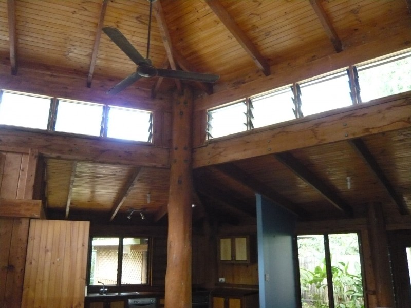 24 PELLOWE CLOSE, Clifton Beach QLD 4879