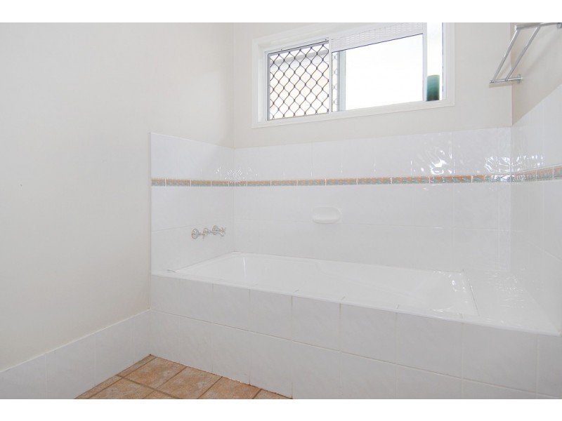 Kewarra Beach QLD 4879