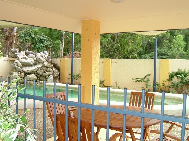 Clifton Beach QLD 4879