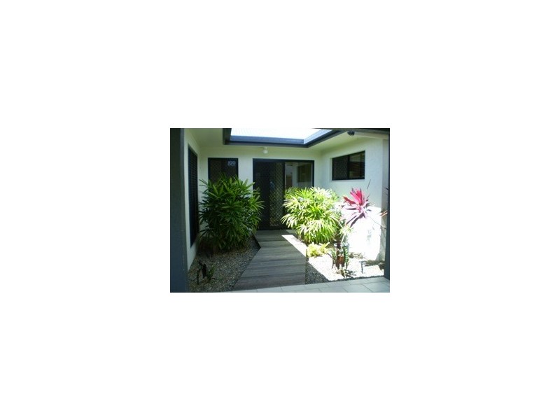3 FRANKLIN CL, Clifton Beach QLD 4879
