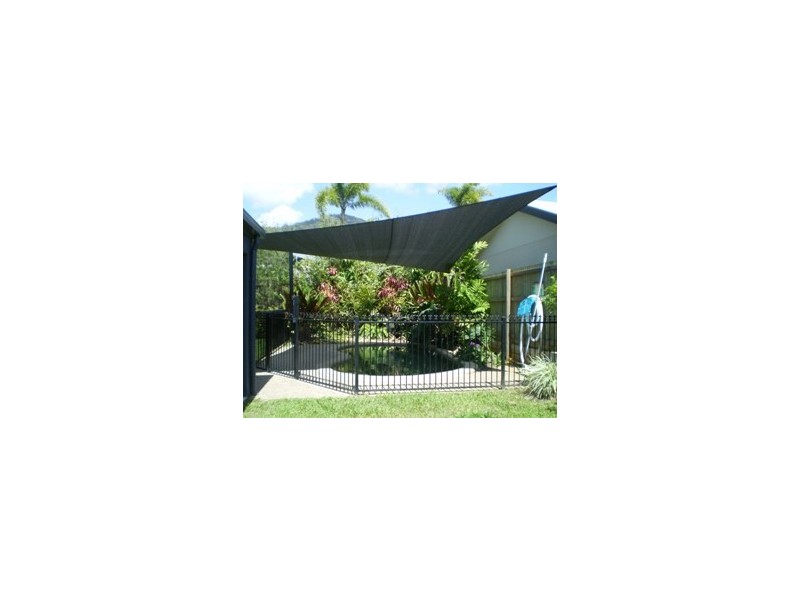 3 FRANKLIN CL, Clifton Beach QLD 4879