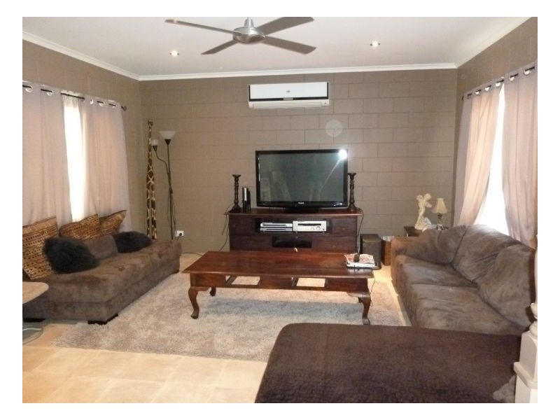 16 WHALE CL, Kewarra Beach QLD 4879