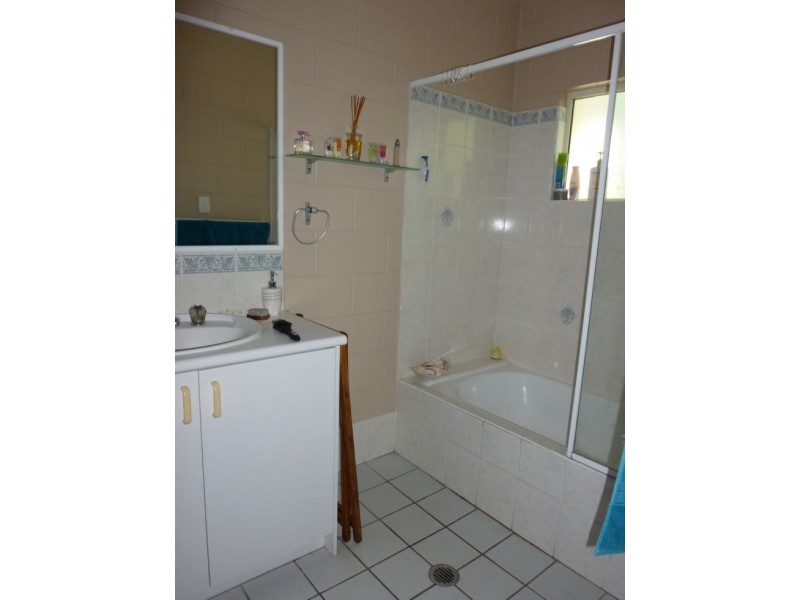 16 WHALE CL, Kewarra Beach QLD 4879