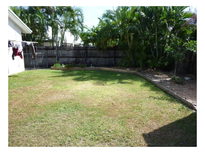 16 WHALE CL, Kewarra Beach QLD 4879